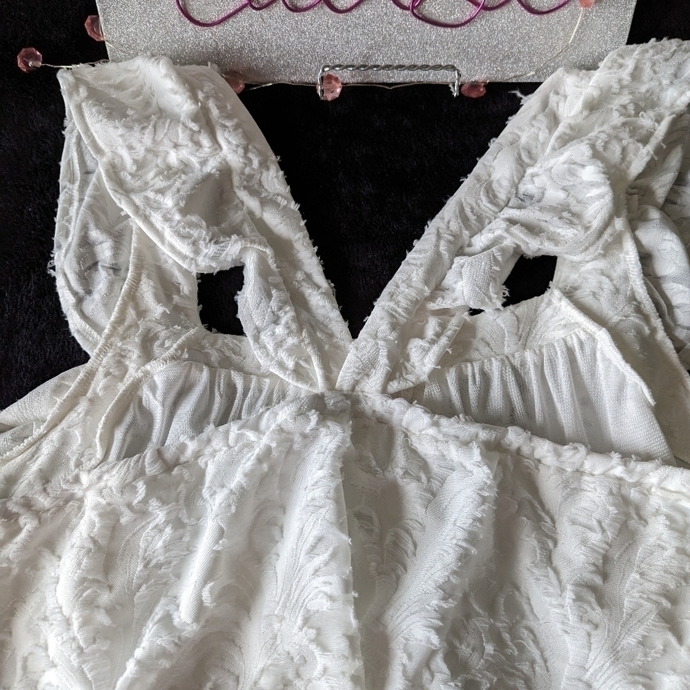 Lauren Conrad Ruffle Top - Picture 7 of 12